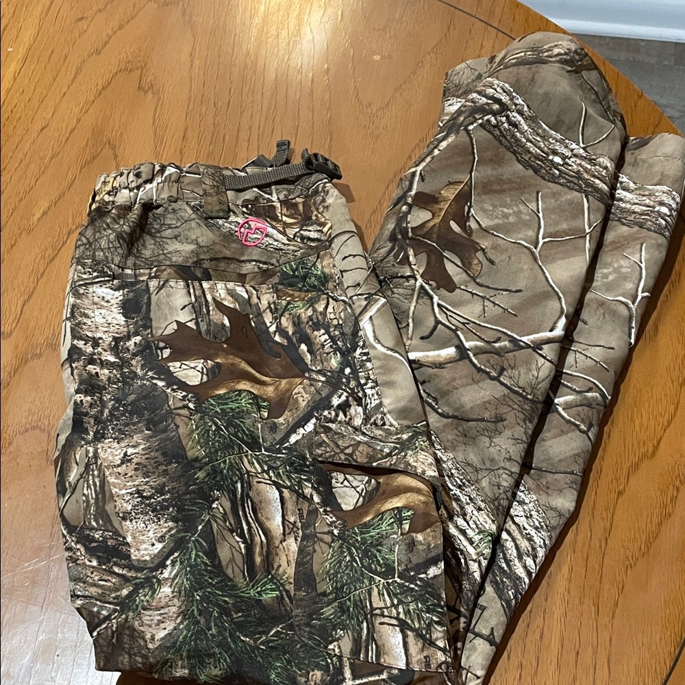 Magellan Outdoors Camouflage Pants